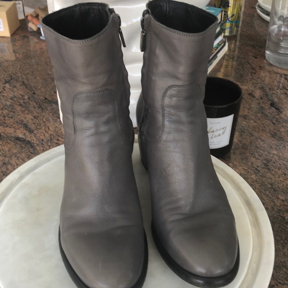 rocco p boots barneys